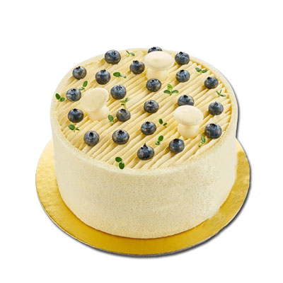 "Square shape vanilla cake - 1kg + Beautiful Flower Arrangement - Click here to View more details about this Product